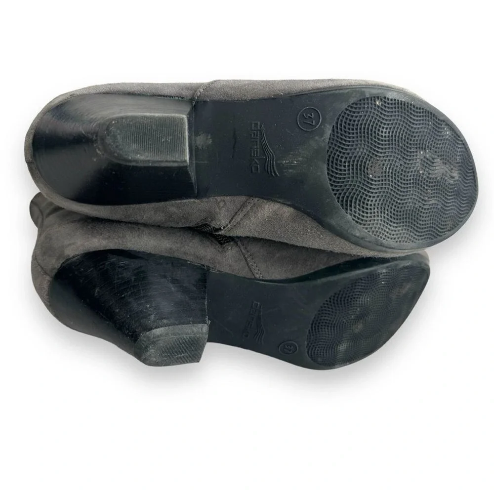 Dansko Ankle Boots Womens Size 37 Gray Suede Minimalist Workwear‎ Cozy Slip On
